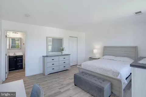 Bedroom - 610 Swallowtail Way, Dover, DE 19901 photo 10 of 11