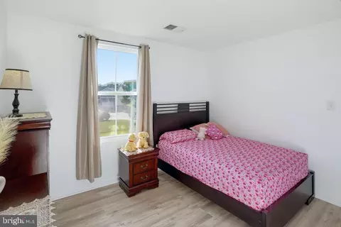 Bedroom - 610 Swallowtail Way, Dover, DE 19901 photo 9 of 11