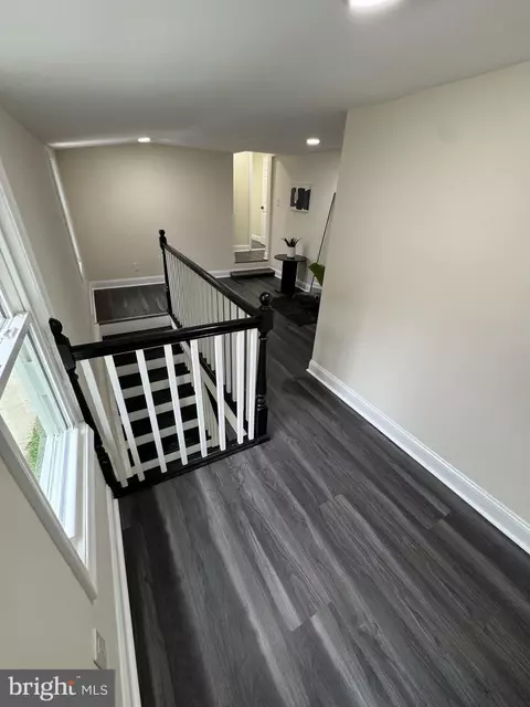 Entry Way - 403 Main St, Dover, DE 19901 photo 8 of 11