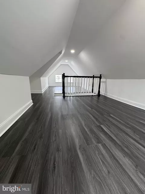Entry Way - 403 Main St, Dover, DE 19901 photo 10 of 11