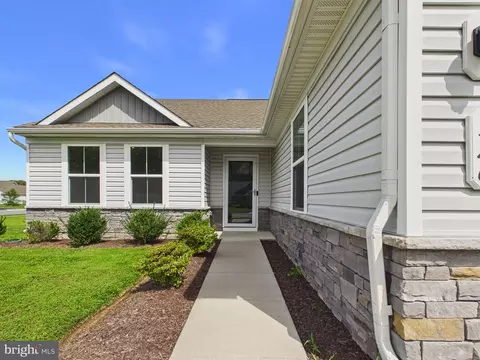 Entry Way - 126 Laertes Dr, Dover, DE 19901 photo 1 of 5