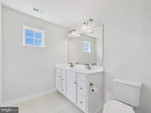 Bath - 126 Laertes Dr, Dover, DE 19901 photo 4 of 4