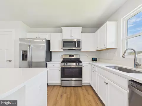 Kitchen - 126 Laertes Dr, Dover, DE 19901 photo 6 of 6