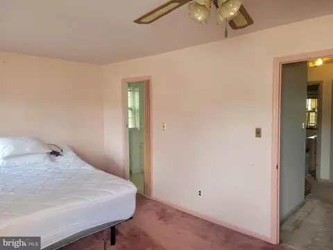Bedroom - 27 Heritage Dr, Dover, DE 19904 photo 3 of 8