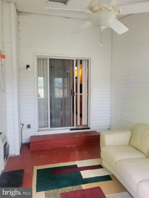 Exterior - 27 Heritage Dr, Dover, DE 19904 photo 2 of 6