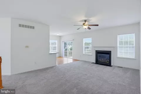 Living - 75 Fields Dr, Smyrna, DE 19977 photo 1 of 6