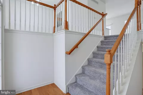 Entry Way - 75 Fields Dr, Smyrna, DE 19977 photo 3 of 5