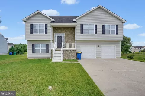Exterior - 75 Fields Dr, Smyrna, DE 19977 photo 2 of 2