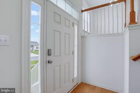 Entry Way - 75 Fields Dr, Smyrna, DE 19977 photo 2 of 5