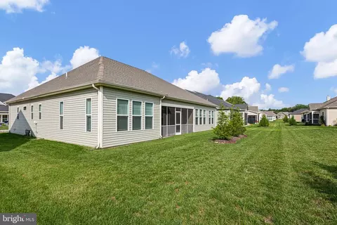 Exterior - 38 Leander Dr, Dover, DE 19904 photo 4 of 7