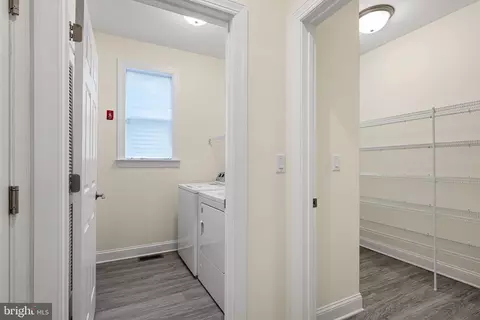 Entry Way - 38 Leander Dr, Dover, DE 19904 photo 7 of 10