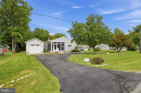 67 Barney Jenkins Rd, Felton, DE 19943
