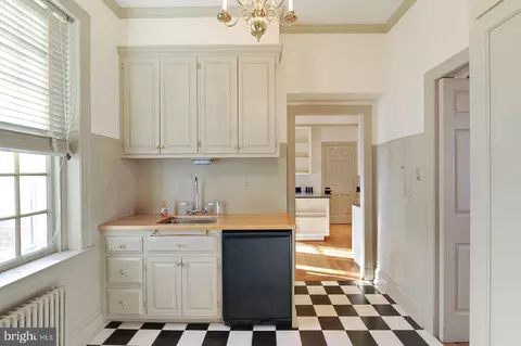 Kitchen - 233 Walker Rd, Dover, DE 19904 photo 1 of 6