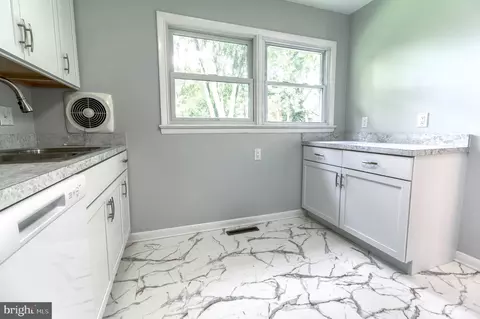 Kitchen - 300 David Hall Rd, Dover, DE 19904 photo 1 of 2