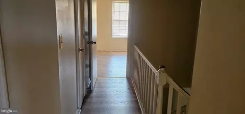 Entry Way - 119 Holmes St, Dover, DE 19901 photo 4 of 4