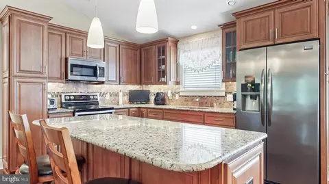 Kitchen - 47 Siltstone Dr, Dover, DE 19901 photo 1 of 1