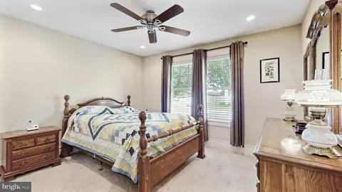 Bedroom - 47 Siltstone Dr, Dover, DE 19901 photo 1 of 4
