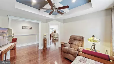 Entry Way - 47 Siltstone Dr, Dover, DE 19901 photo 5 of 13