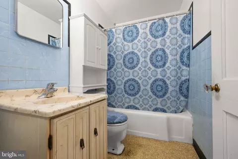 Bath - 774 S Halsey Rd, Dover, DE 19901 photo 1 of 1
