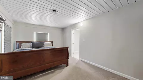 Bedroom - 43 Wayne Dr, Dover, DE 19901 photo 2 of 6