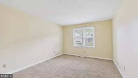 Entry Way - 576 Crawford Ave, Dover, DE 19901 photo 12 of 17