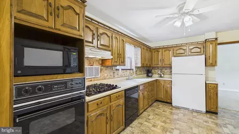 Kitchen - 576 Crawford Ave, Dover, DE 19901 photo 2 of 2