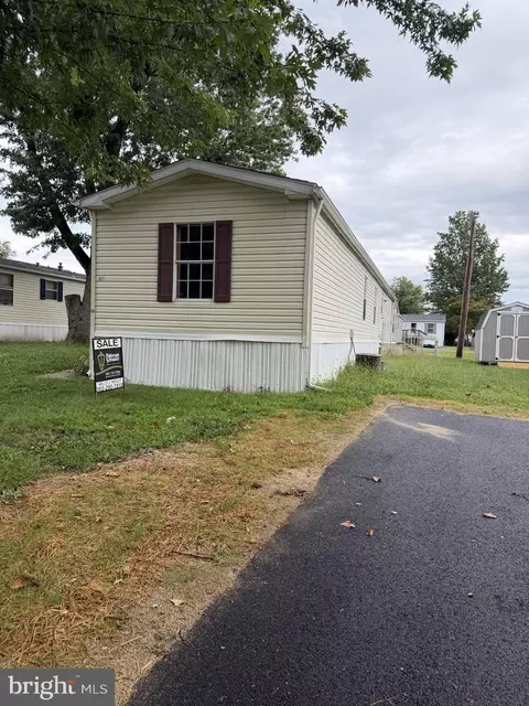 1670 State St, Dover, DE 19901 photo 2