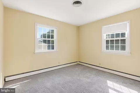 Bedroom - 86 Dalwin Dr, Dover, DE 19901 photo 5 of 7