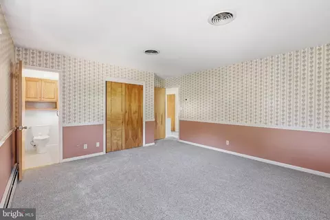 Bedroom - 86 Dalwin Dr, Dover, DE 19901 photo 1 of 7