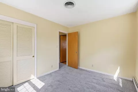 Bedroom - 86 Dalwin Dr, Dover, DE 19901 photo 6 of 7