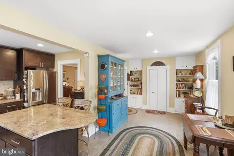 Entry Way - Undisclosed, Dover, DE 19904 photo 2 of 10