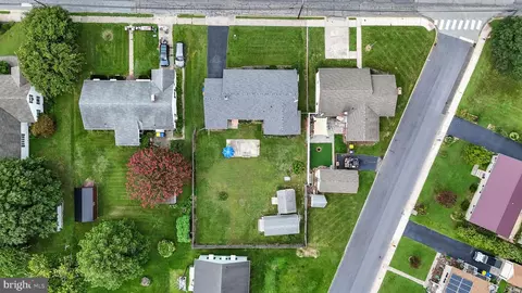 View/Area - 324 Dorman St, Harrington, DE 19952 photo 2 of 3