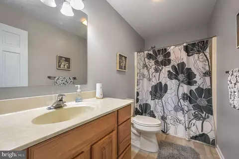 Bath - 52 Connie Ln, Dover, DE 19901 photo 2 of 2