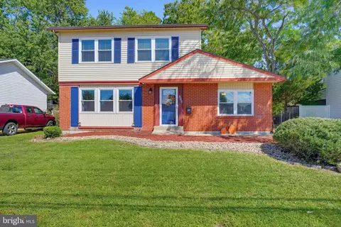 Exterior - 713 Pear St, Dover, DE 19904 photo 2 of 4