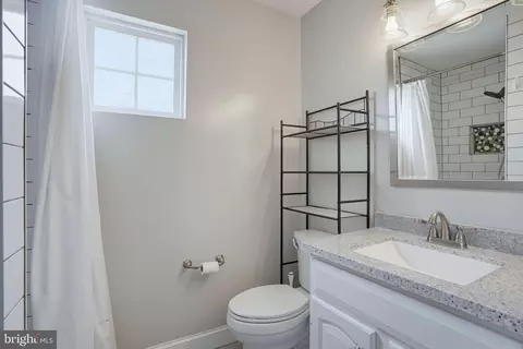 Bath - 57 Houston St, Dover, DE 19901 photo 1 of 3