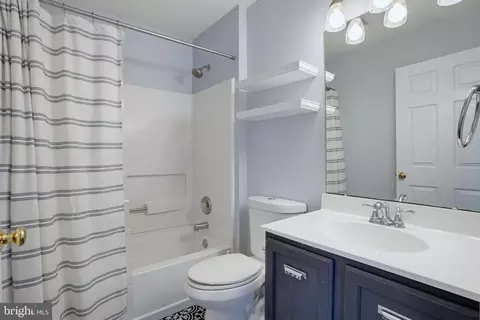 Bath - 57 Houston St, Dover, DE 19901 photo 2 of 3