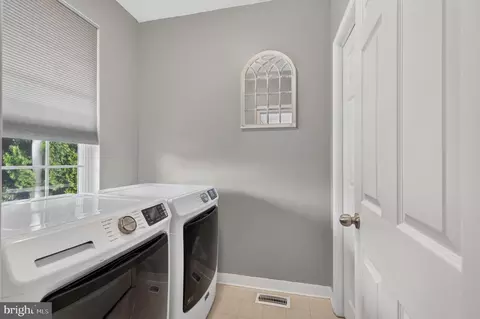 Other - 124 Brian Dr, Smyrna, DE 19977 photo 2 of 15
