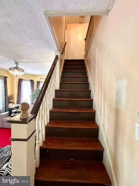 Entry Way - 302 N Bradford St, Dover, DE 19904 photo 2 of 3