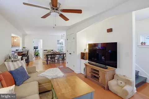 Entry Way - 44 Washington St, Dover, DE 19901 photo 1 of 1
