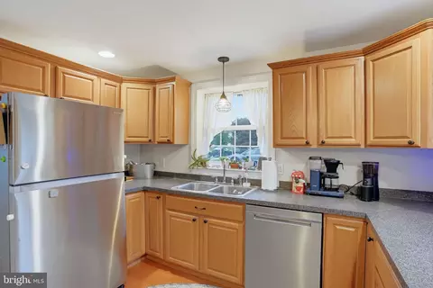 Kitchen - 44 Washington St, Dover, DE 19901 photo 4 of 5