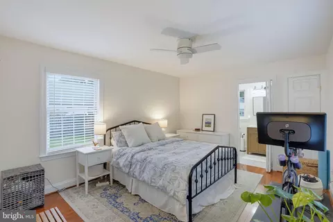 Bedroom - 44 Washington St, Dover, DE 19901 photo 1 of 6