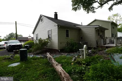 Exterior - 3284 Forrest Ave, Dover, DE 19904 photo 2 of 3