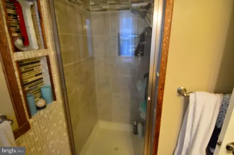Bath - 100 Brookfield Dr, Dover, DE 19901 photo 3 of 4