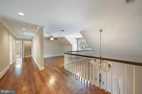 Entry Way - 50 Elizabeth Ave, Dover, DE 19901 photo 2 of 3