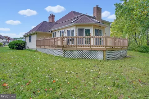 Exterior - 7 Michael Ct, Dover, DE 19904 photo 5 of 5