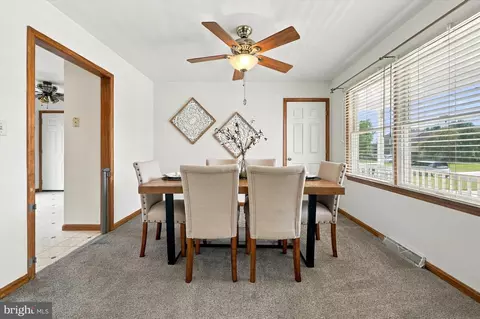 Dining - 464 Fieldcrest Dr, Dover, DE 19904 photo 1 of 3