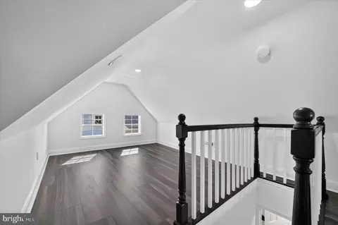 Entry Way - 403 Main St, Dover, DE 19901 photo 3 of 6