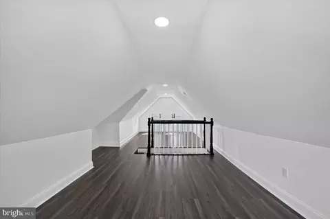 Entry Way - 403 Main St, Dover, DE 19901 photo 4 of 6