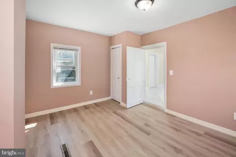Entry Way - 15 S Governors Ave, Dover, DE 19904 photo 3 of 3