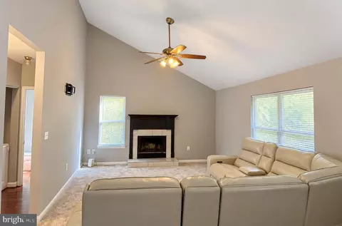 Living - 214 Northdown Dr, Dover, DE 19904 photo 1 of 1